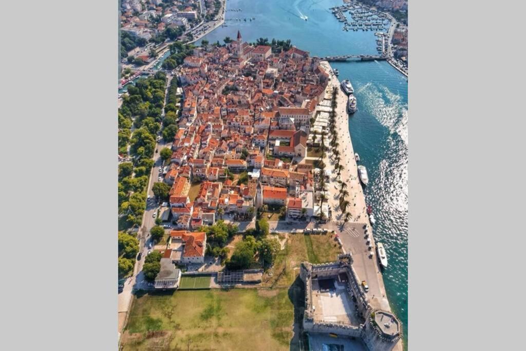 Oleandar Apartamento Trogir Exterior foto