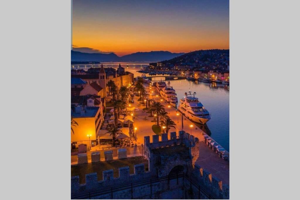 Oleandar Apartamento Trogir Exterior foto